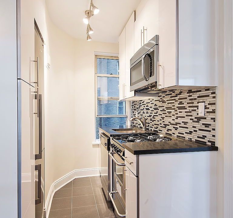 1st image of 309 W 57th St APT 1701