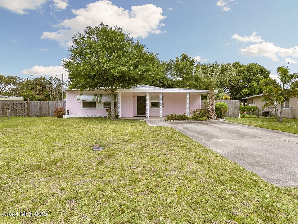 1st image of 720 Bonnie Cir