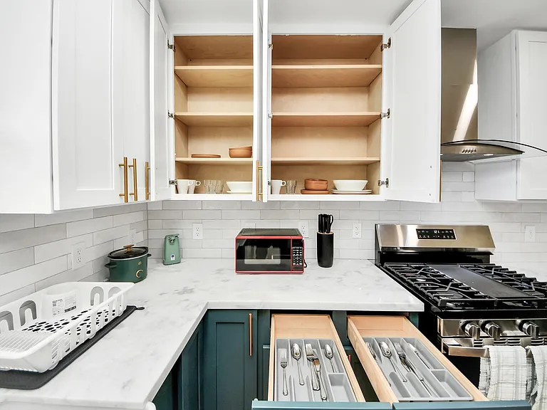 5115 Clay St — Photo 15