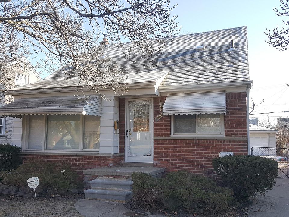 Brick Bungalow with three bedrooms and two baths