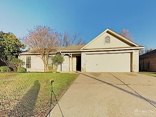 615 Sherman Dr Photo 1