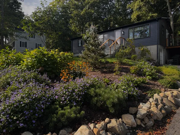19 Kimball Rd, Amesbury, MA 01913