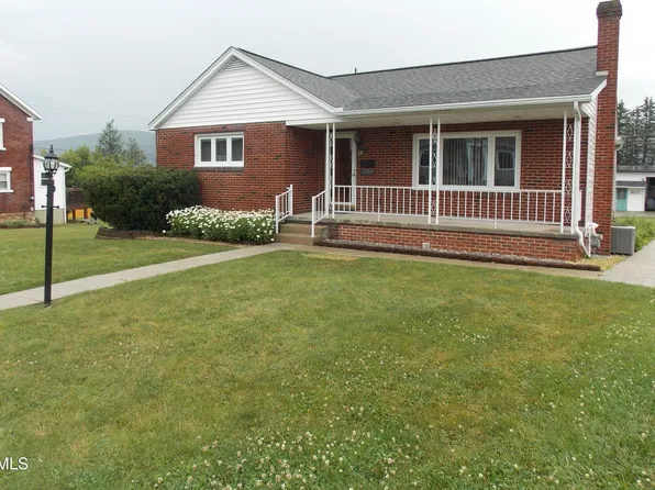 1909 Crawford Ave, Altoona, PA 16602