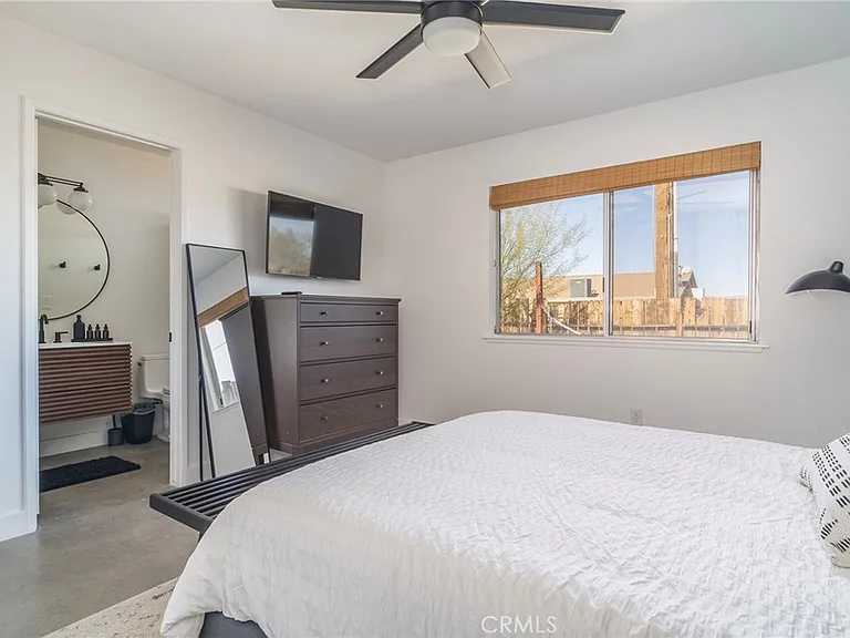 61660 Valley View Dr — Photo 9