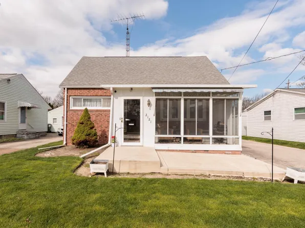 2121 Putnam St, Sandusky, OH 44870