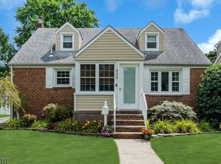 323 Livingston Rd, Linden, NJ 07036