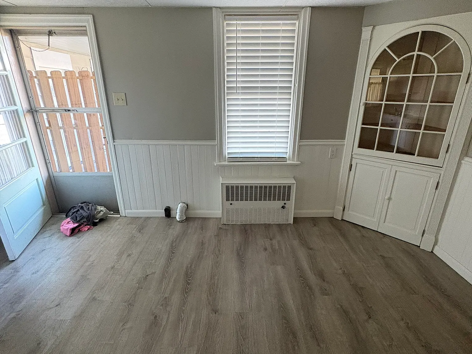 2 bed, $1,100 — Photo 4