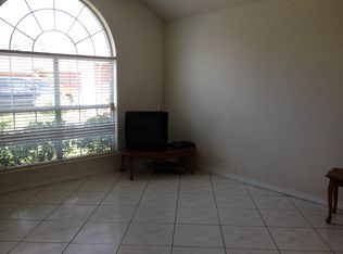 824 Mercy Ln, Irving, TX 75061