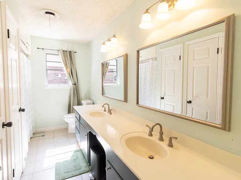 1535 Primrose Dr — Photo 26