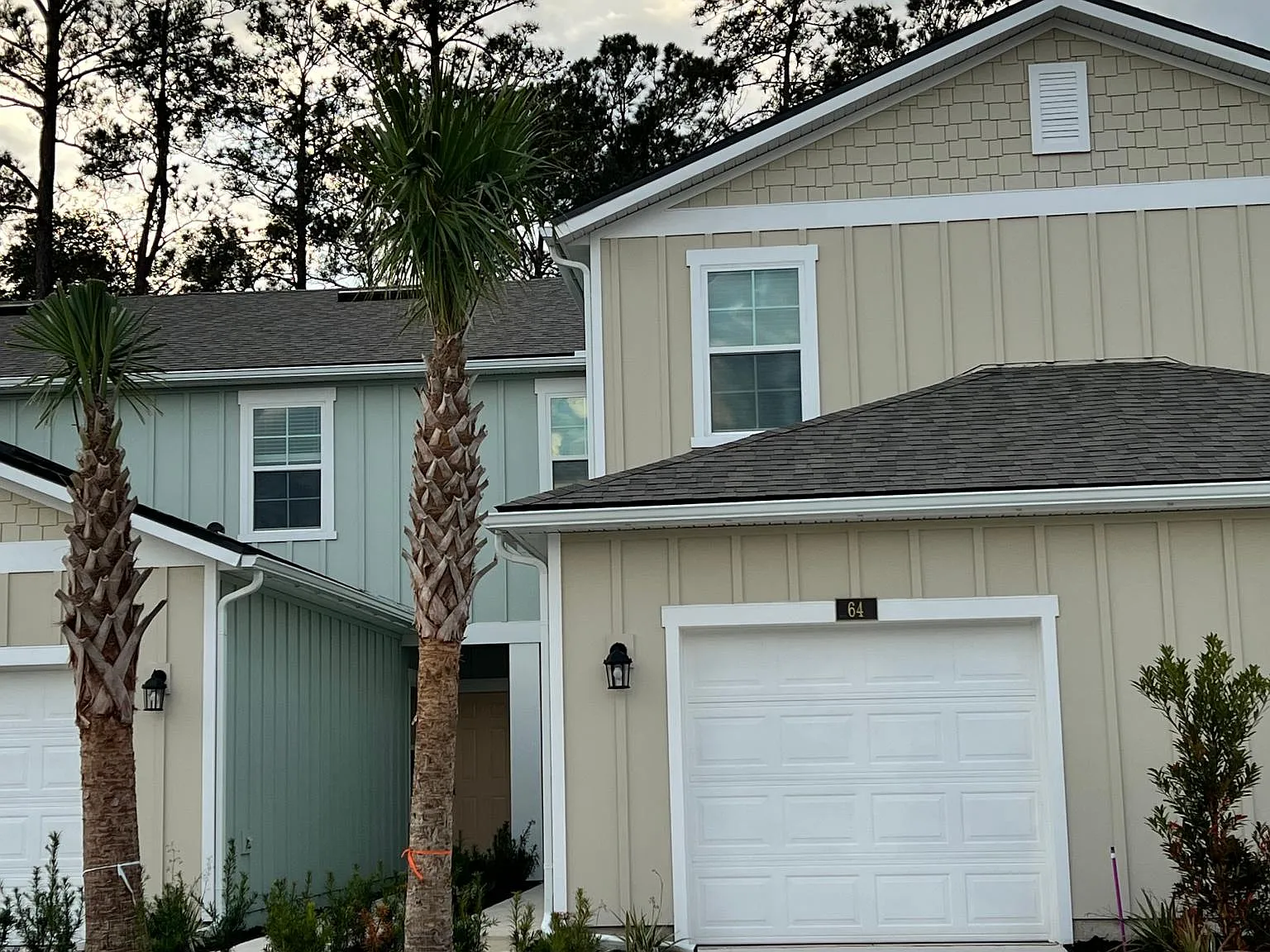 64 Pasadena Dr — Photo 1