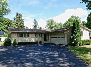 210 N Winthrop Rd, Muncie, IN 47304