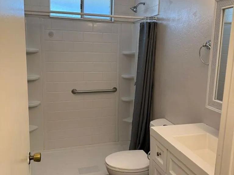 583 Bridge St — Photo 30