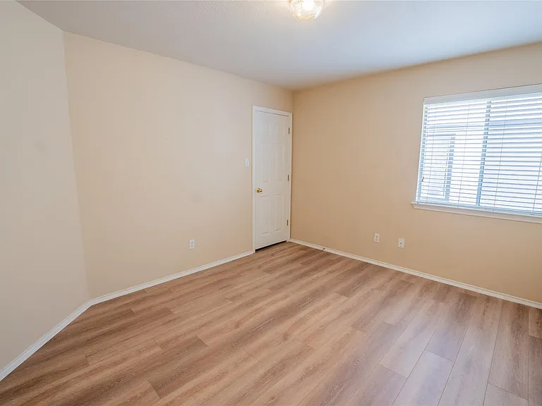 14509 Mowsbury Dr — Photo 15