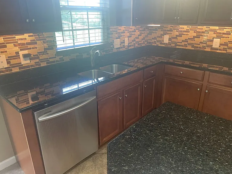109 Gupton Ct — Photo 6
