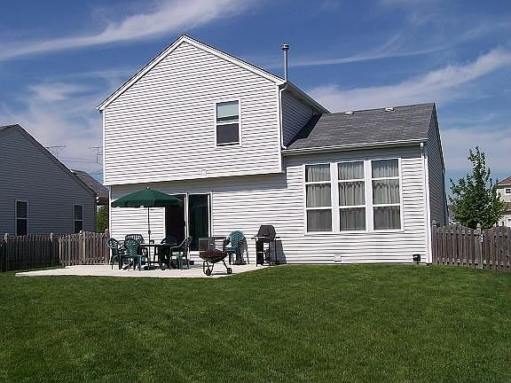 2nd image of 1631 Clover Ct