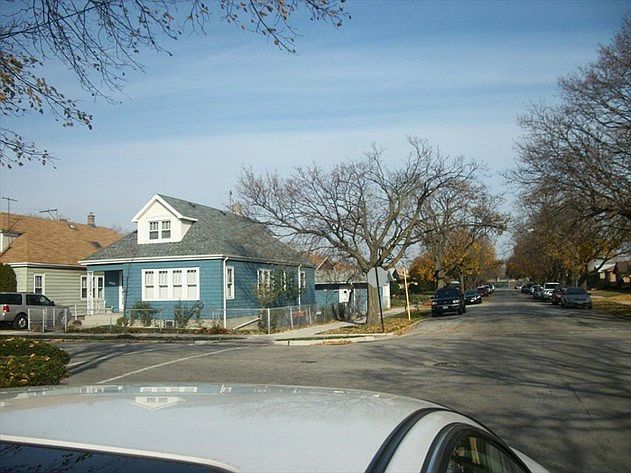 2nd image of 10507 S Ave E