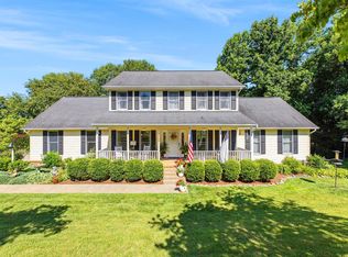 3009 S Hills Dr, Johnson City, TN 37601