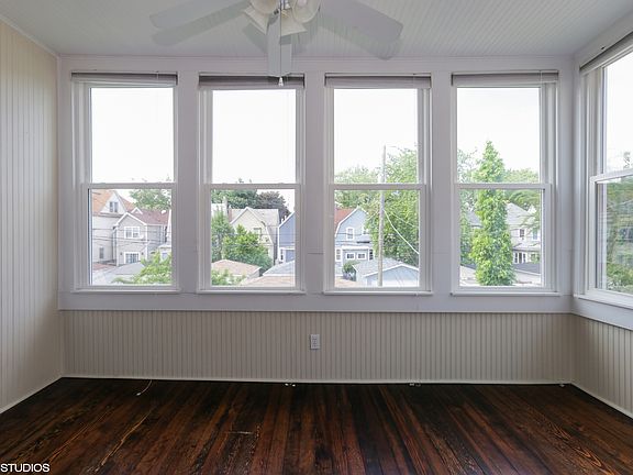 5th image of 1444 W Rosemont Ave #2