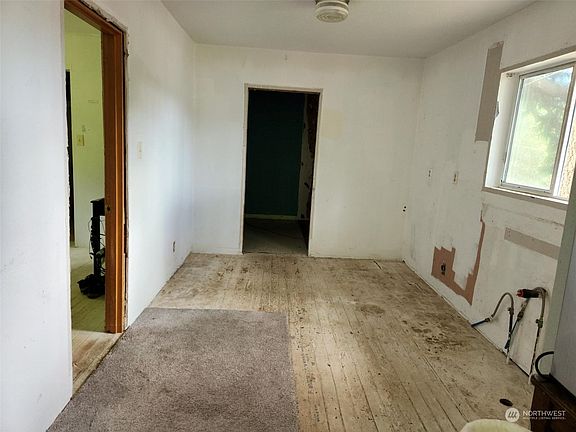 2nd image of 812 N 5th Street