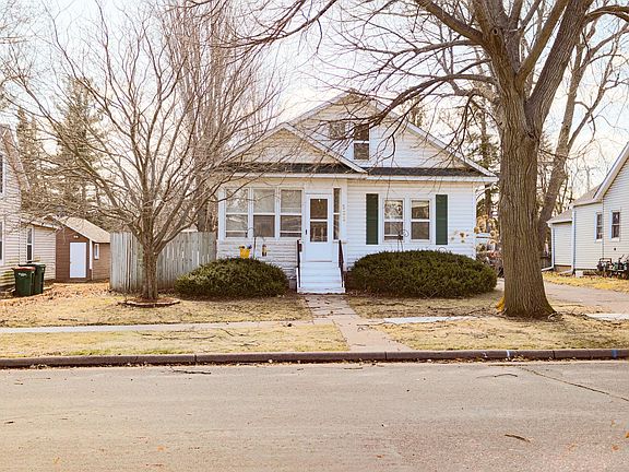 2nd image of 522 E Walnut St