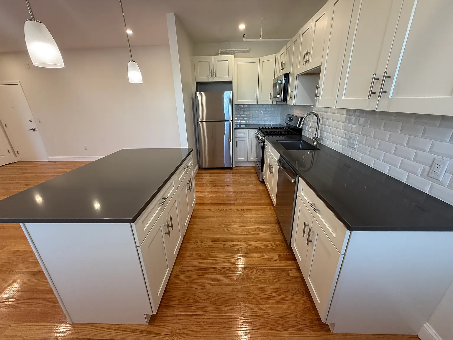 96 Washington Street — Photo 3