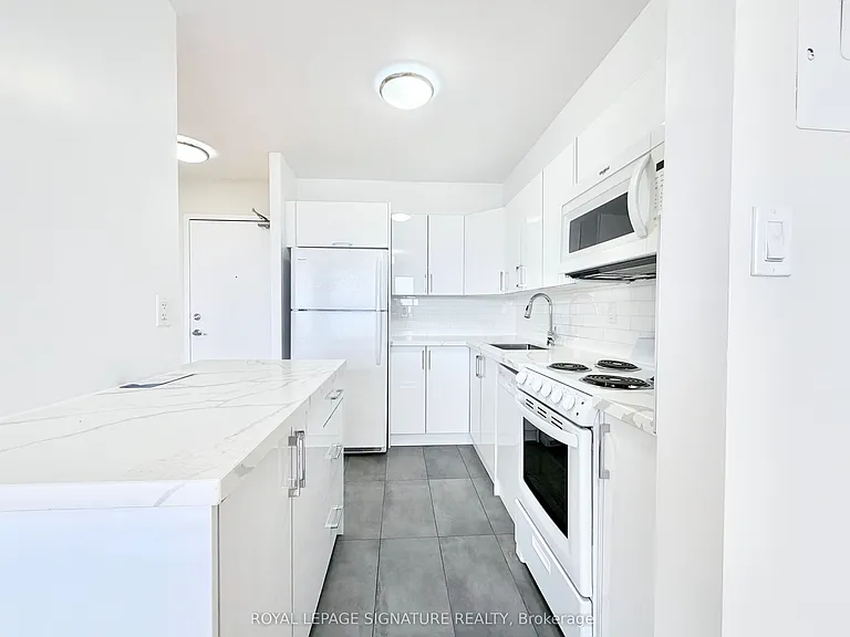 666 Spadina Ave #2311 — Photo 4