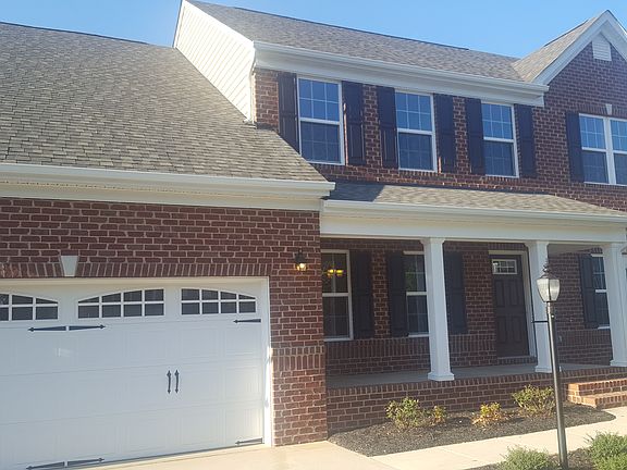 2nd image of 10832 Providence Woods Ln