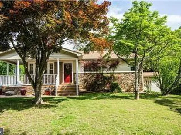 1025 Ficklen Rd, Fredericksburg, VA 22405