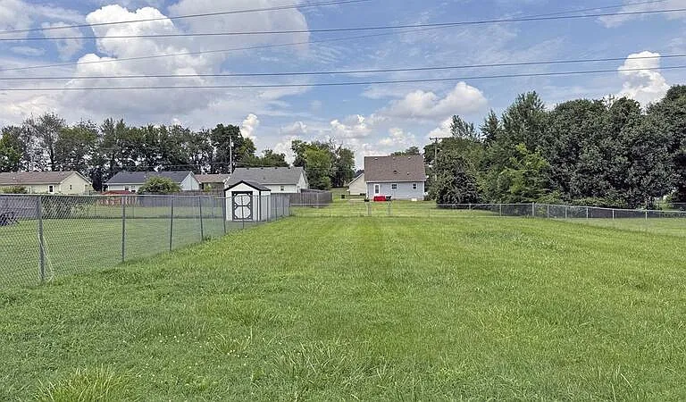 1957 Timberline Cir — Photo 25