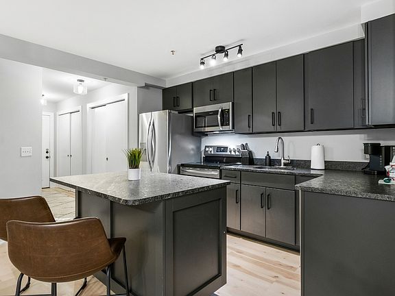5th image of 540 N 2nd St Unit 207