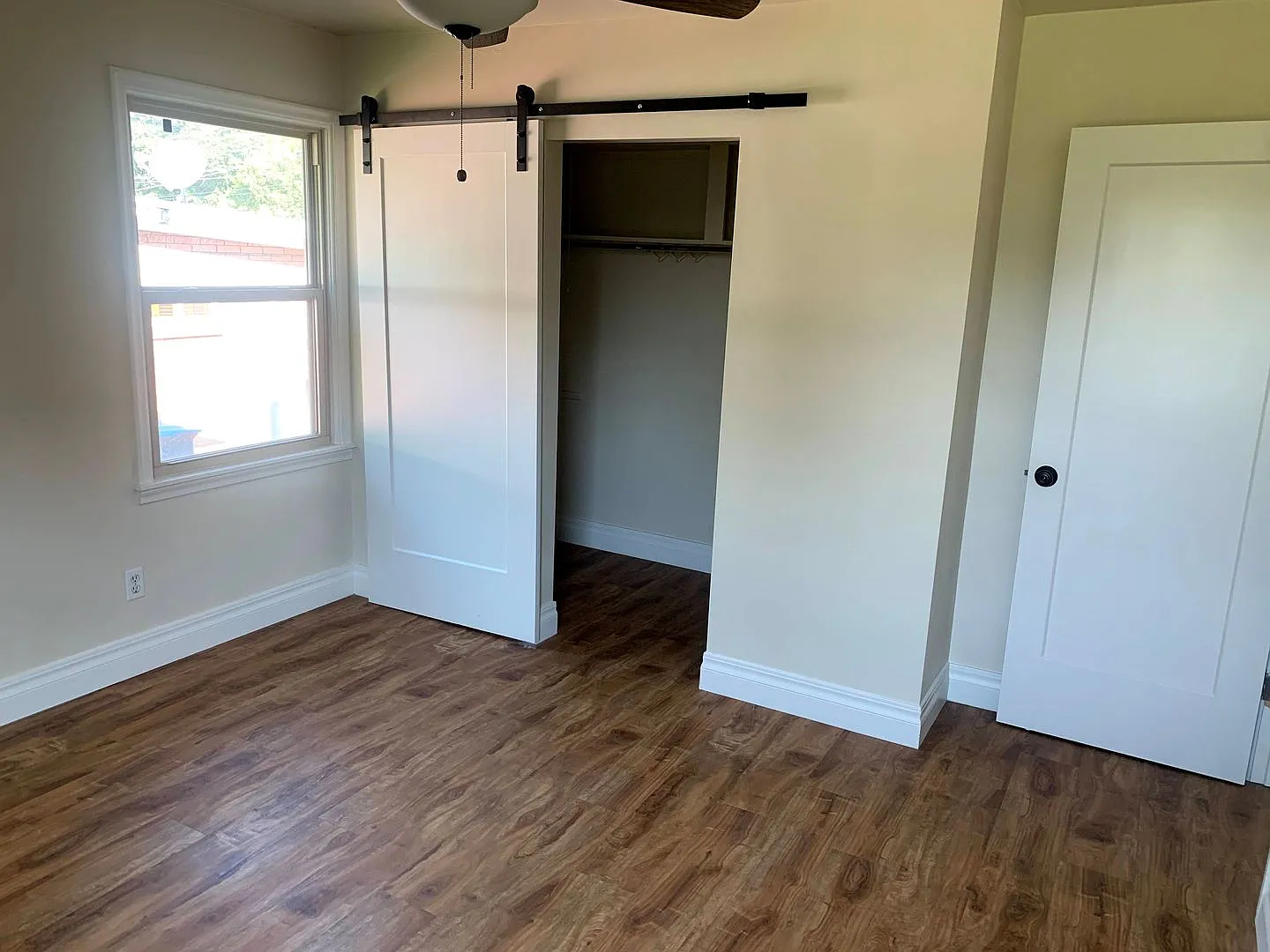 Charming 4-bedroom 2-bathroom house in American Fork — Photo 2
