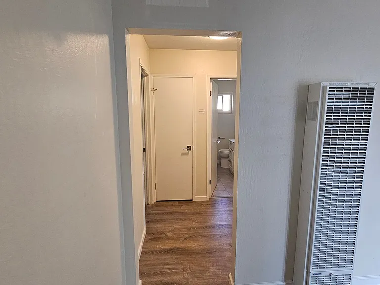 3381 Monroe St — Photo 11
