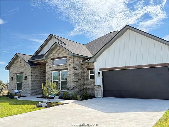 2nd image of 4213 Skylar Dr