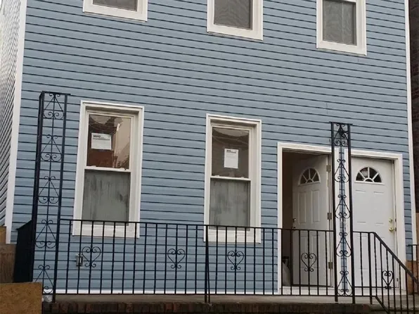 108-14 49 Ave, Corona, NY 11368