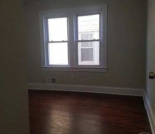 3rd image of 112 Monroe St #5C