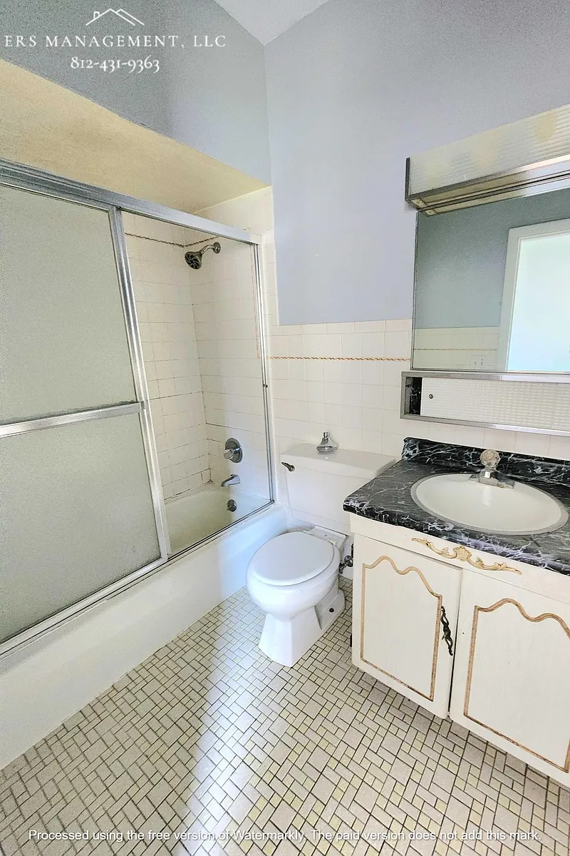 Building Photo - 2848 Pennsylvania St #B