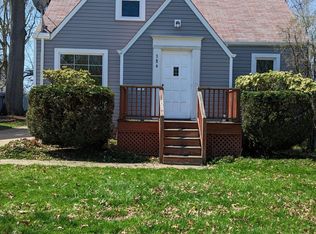 384 E 270th St, Euclid, OH