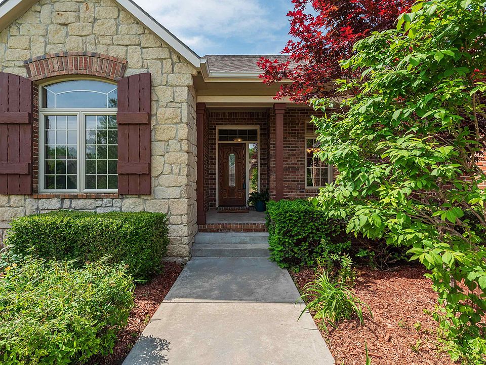 829 N Crescent Lakes Cir, Andover, KS 67002 Zillow