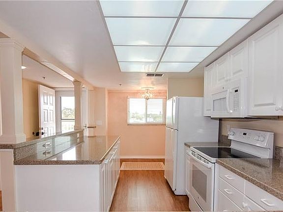 5th image of 9510 Harbor Greens Way APT 507