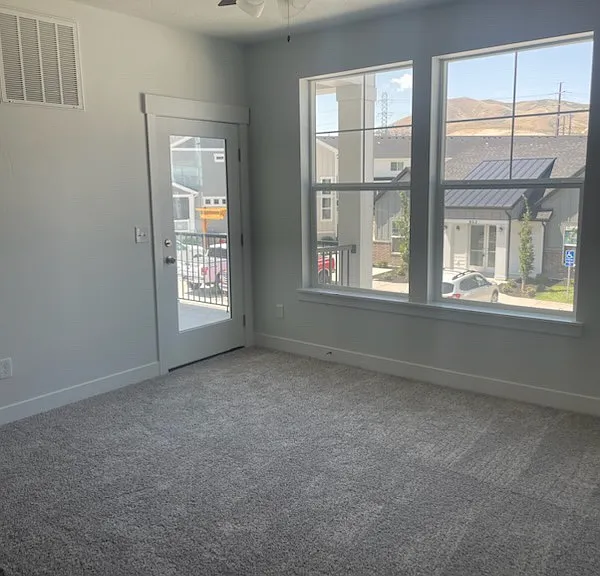 947 W Coral Charm Way #203 — Photo 2