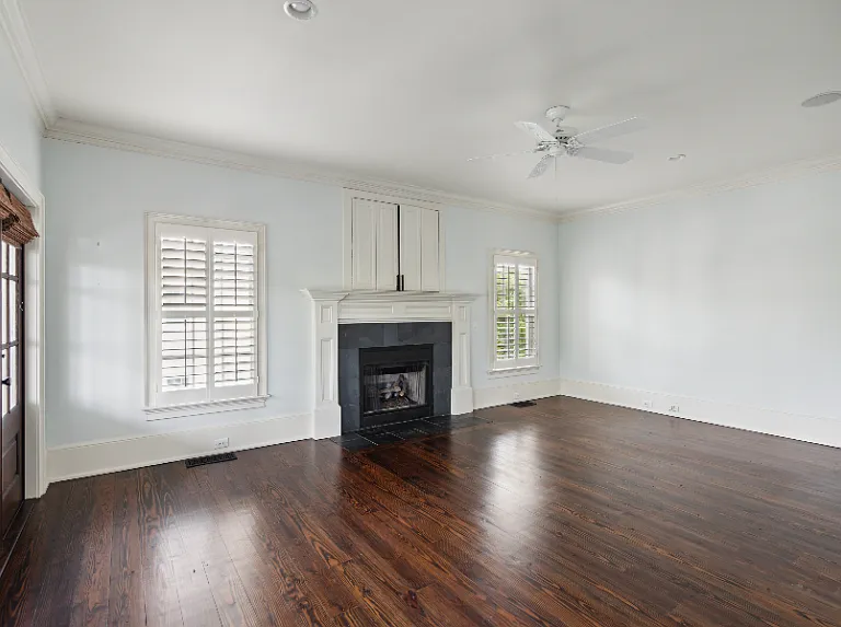 221 King George St — Photo 35