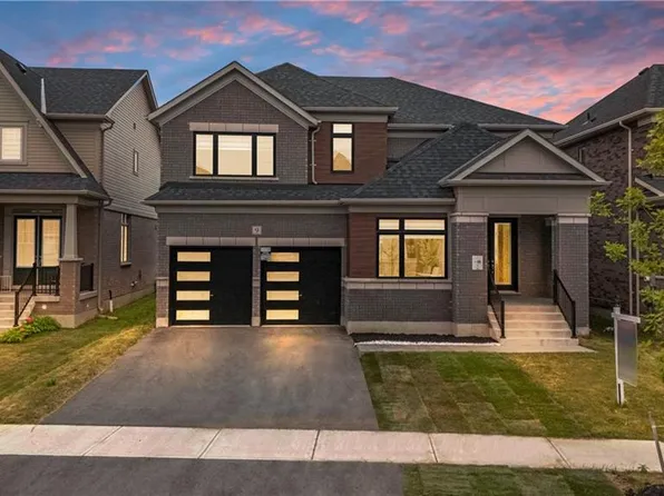 9 Sandhill Cres, Adjala Tosorontio, ON L0G 1W0
