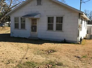 713 S Railroad Ave, Opelousas, LA 70570