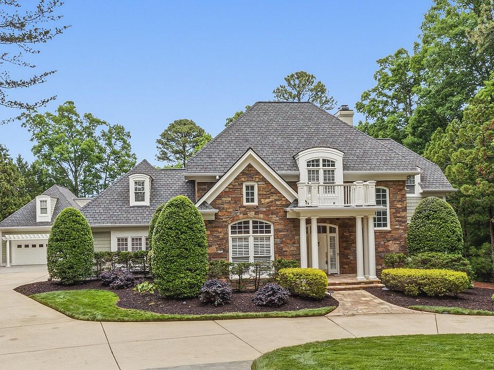 1st image of 303 Pond Bluff Way