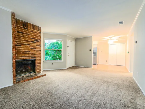 5608 Cougar Dr APT 118, Austin, TX 78745