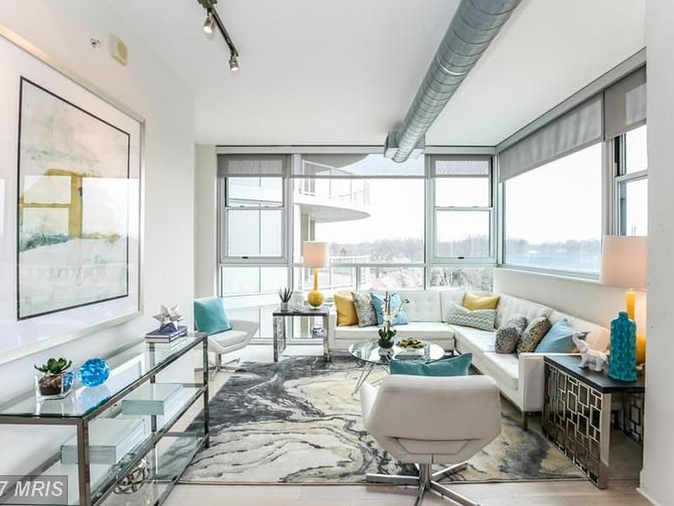 1st image of 3409 Wilson Blvd Unit 705