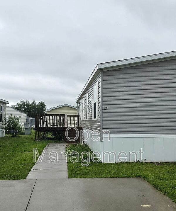 1st image of 511 E 1st St #82