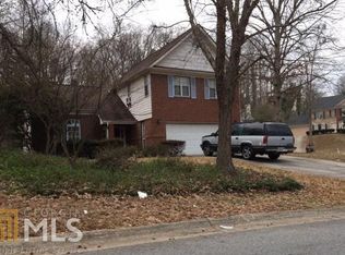 2820 Treehouse Ln, Lawrenceville, GA 30044