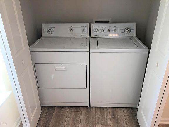 5th image of 840 Southern Creek Dr