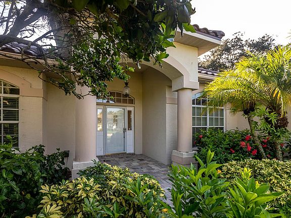 2nd image of 2208 Calusa Lakes Blvd